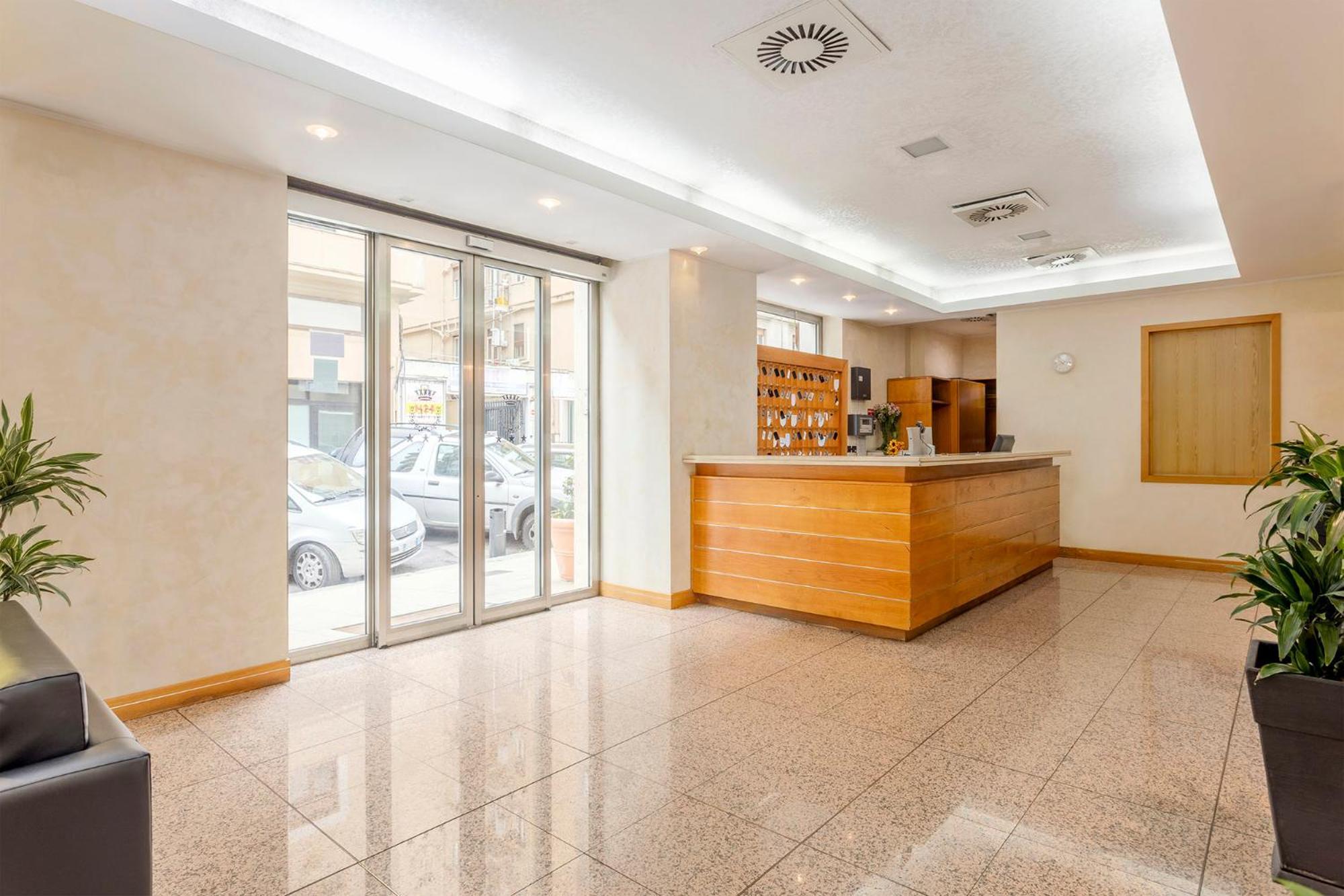 Crisol Europa Palermo Exterior foto